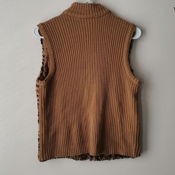 KATHIE LEE COLLECTION. - Picture 2 of 5